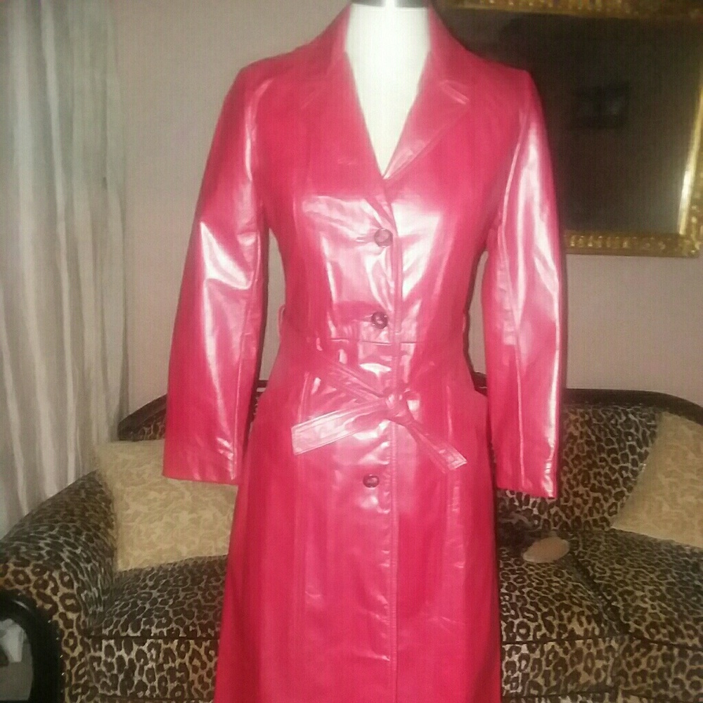 LADIES 100% RED LEATHER LONG COAT.
